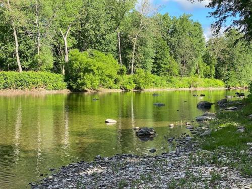 Murphys Law Inn 7 in Hancock (MA)