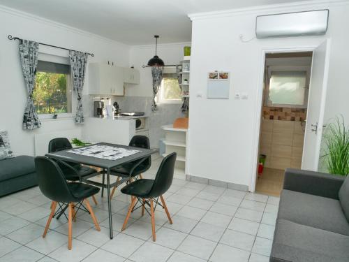Cseresznyés Apartman (Cseresznyes Apartman) in Berekfürdő