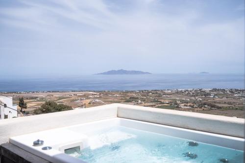 Pezsgőfürdő, Deep Earth Villas in Exo Gonia