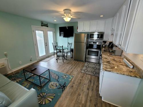 Moonraker 16 condo - image 4