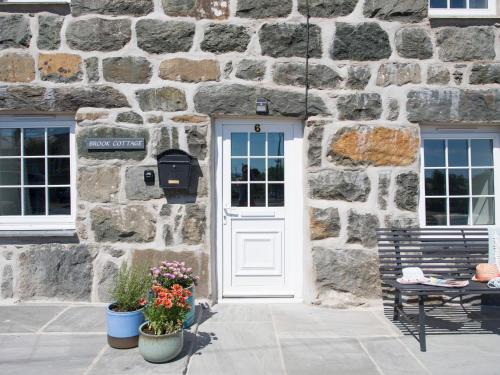 Brook Cottage - main image