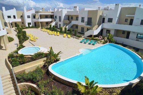 Luxury 2 Bedroom in Albur Village 2O