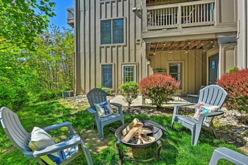 Slopeside Serenity Mountain Escape with Patio, BBQ - Apartment - Clear Spring