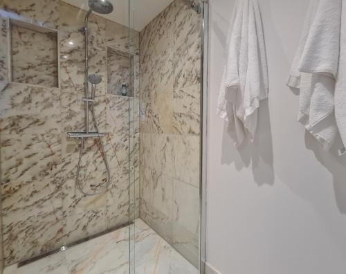 B and Be Happy Friesland B and Be Happy Friesland