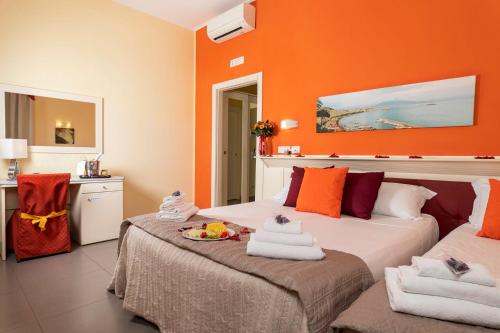 Capodichino International Hotel Room Type - Classic Triple Room