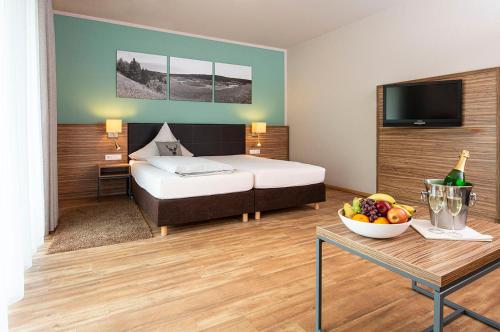 1 queen bed