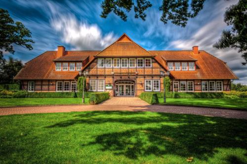 Landhaus am Golfpark - Hotel - Langenhagen