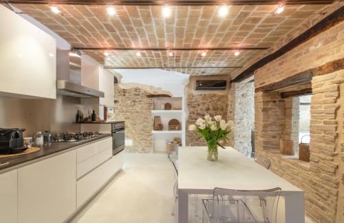 Borgo Baccile by Vini Fantini 5