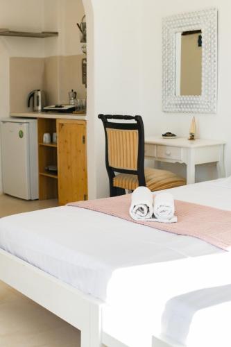 Dahlia Apartments And Studios - image 6