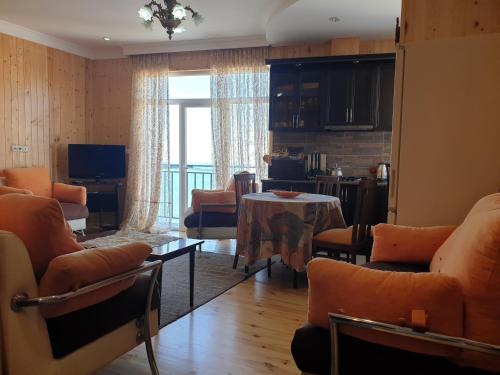 Apartment with sea view 37, Kobuleti (zdjęcie 4)