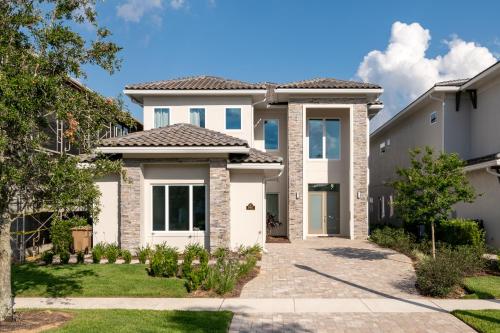ONIP - Brilliant Home in Bears Den Near Disney with Private Pool, Game Room, Movie Room & Resort Amenities - 967JN