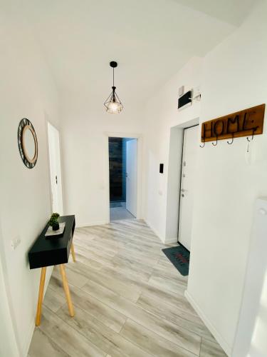 Apartament New Central - image 12