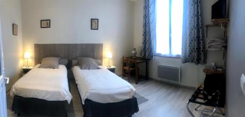 L'instant Present in Pacy-sur-Armancon