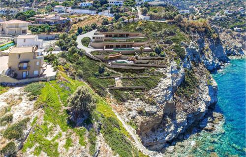 Cozy Home In Gazi, Heraklio With House Sea View