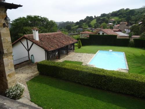  Villa Rural Medio Cudeyo in 39724 Hermosa