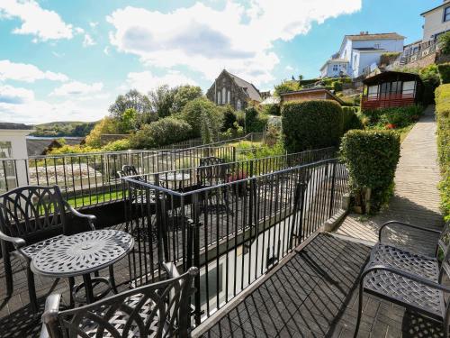 Aune Cottage - image 12