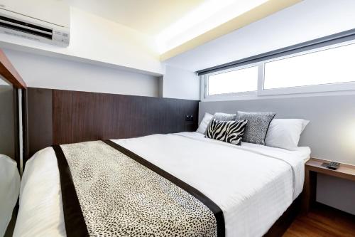 Heritage Collection on Seah - Mobile App Check-In in City Hall