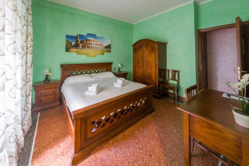 1 queen bed