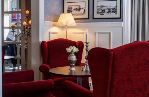 Patogumai, Grand Hotel Flekkefjord in Flekefjordas