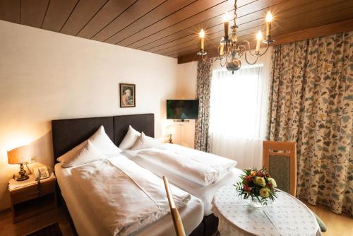 Hotel Helga – Seefeld, IL