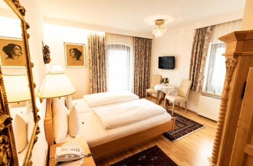 Hotel Helga - image 8