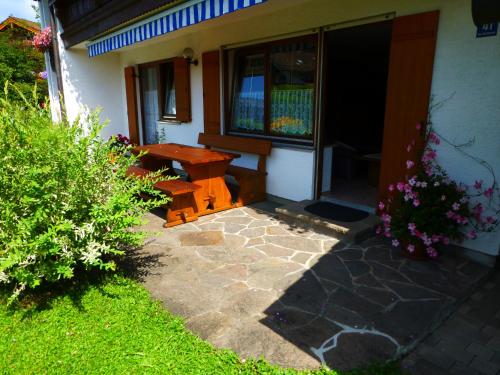 Haus Kuder in 比紹夫斯維森鎮中心