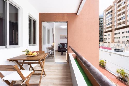 Home2Book Charming Apartment Santa Cruz, Wifi 5