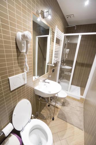 FUNNY ROOMS – Rome