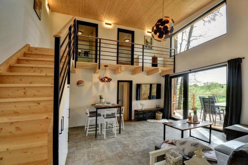 Riverside Cabin in 多烏德萊比