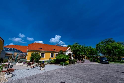 Gastland M0 Hotel & Restaurant - image 6