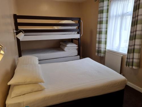 The Beechfield Hotel - image 4