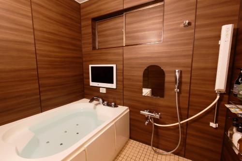 Bathroom, HOTEL 555 Air in Higashine