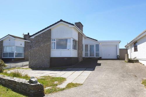 TY CARREG -3 BED BUNGALOW -RAVENSPOINT ROAD