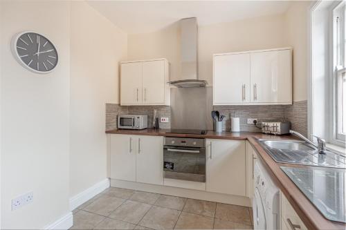 Cosy 2 Bed Apartment in Worcester City Centre