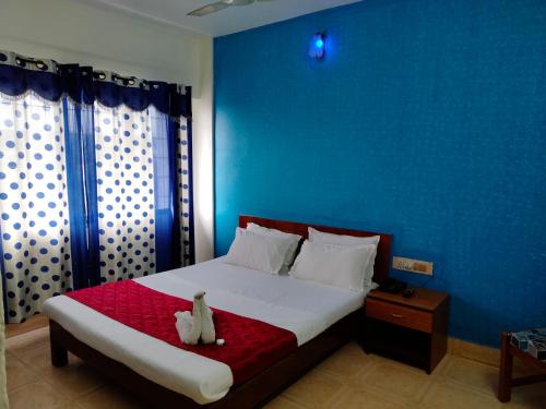 Standard Double Room image 4