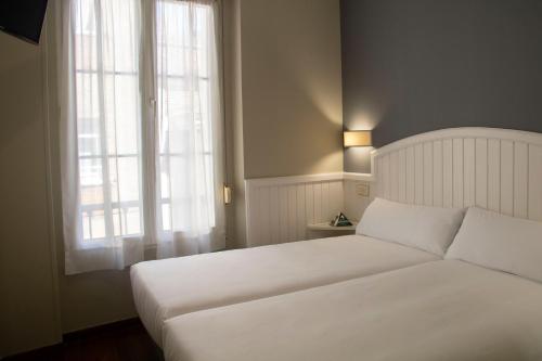 . Alda Miramar Rooms