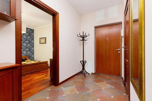 Apartments Mokotów Obrzeżna by Noclegi Renters - image 5