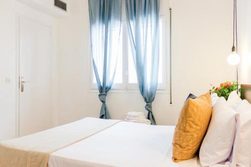 Two-Bedroom Apartment image 9