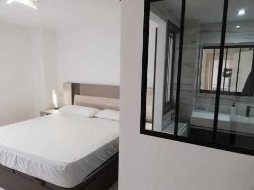 Deluxe Apartment image 6