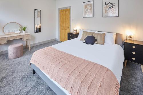 Host & Stay - Clifton House