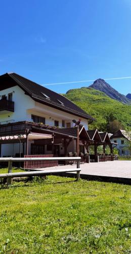 Gostisce Hedvika in Kal-Koritnica