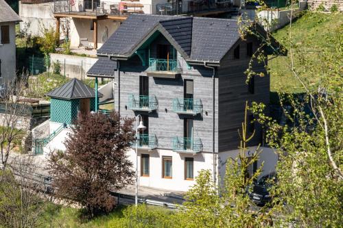 LES CHARMETTES LES CHARMETTES