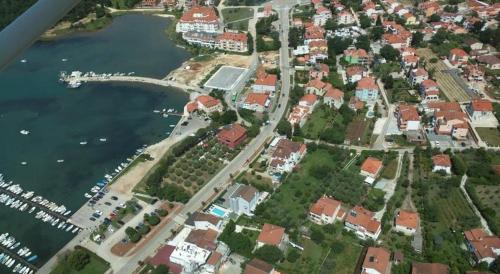 Apartment in Medulin with sea view, terrace, air conditioning, WiFi (3497-3)