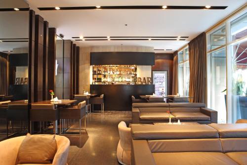 Sea View Hotel Dubai - image 5