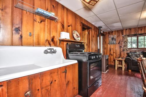 Birchwood Resort #5 - Hiller Vacation Homes cottage - image 7
