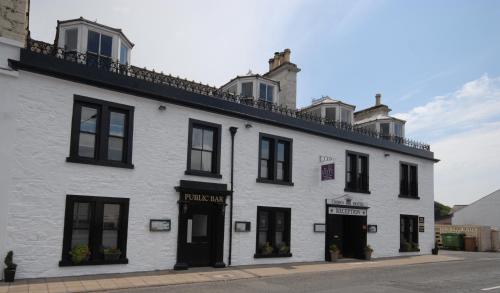 The Crown Hotel - image 4