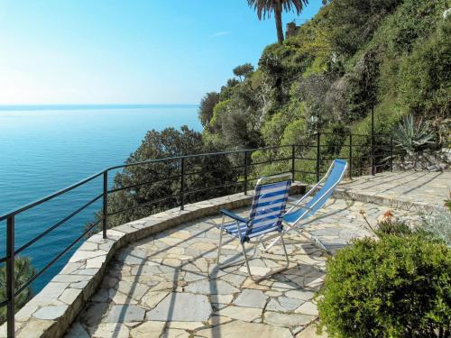  Apartment Gli Smeraldi by Interhome, Pension in Ventimiglia bei Calvo