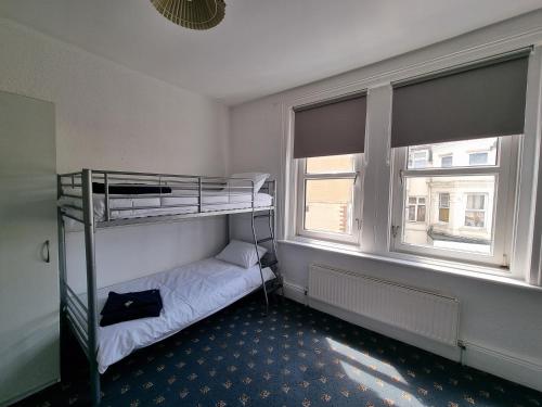 The Lodge (Group Accommodation) - image 12