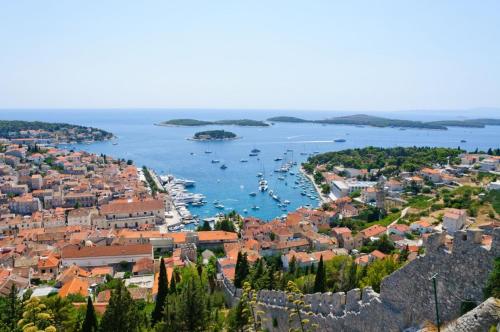 Room in Hvar town with sea view, terrace, air conditioning, Wi-Fi (3666-3), Hvar (Foto 10)