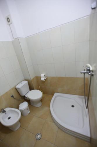 Rian Apartments